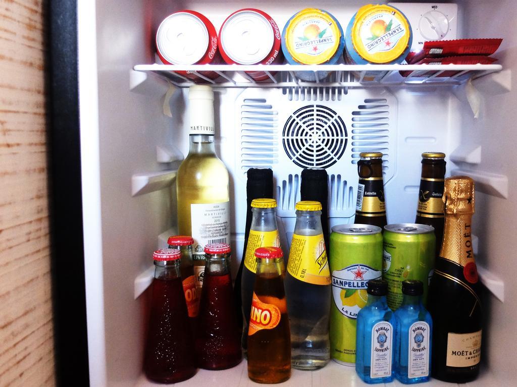 סנט פרן דה סס רוקס Hostal Bon Sol מראה חיצוני תמונה